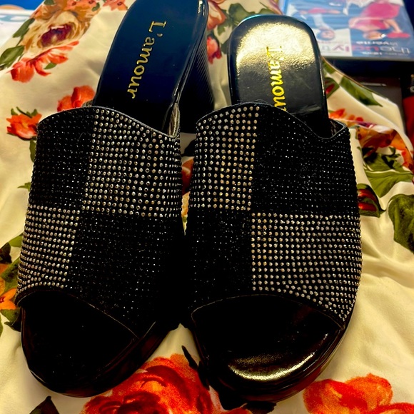 2 in clunky heel sandal - Picture 1 of 3